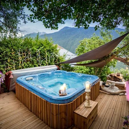 La Ferme D'Angele Bed & Breakfast Bourg-Saint-Maurice Exterior photo